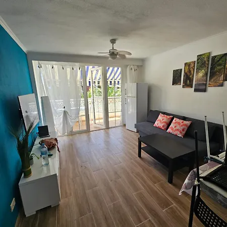 Americas Playa Honda Apartman *